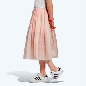 ADIADS Originals Pleated Skirt "PinkTint" Size M NEW WITH TAGS